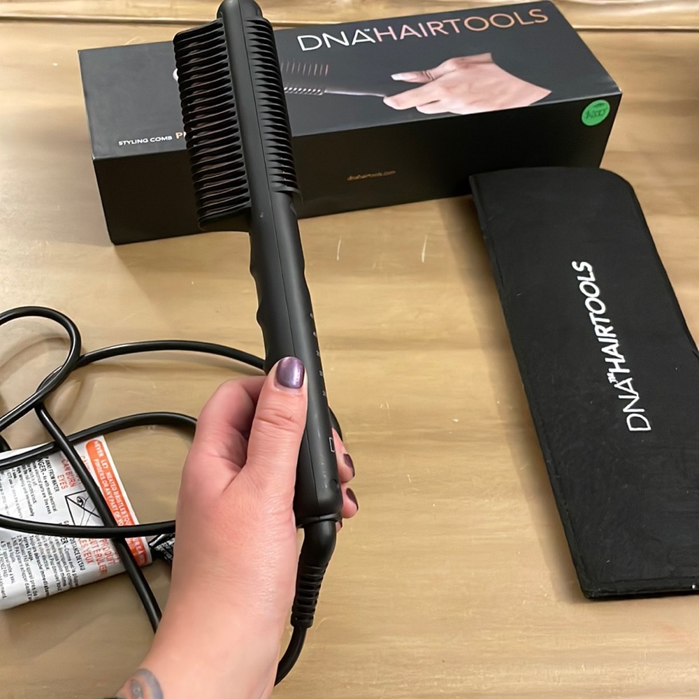 DNA Hair tools flat iron/ curl hot comb style tool